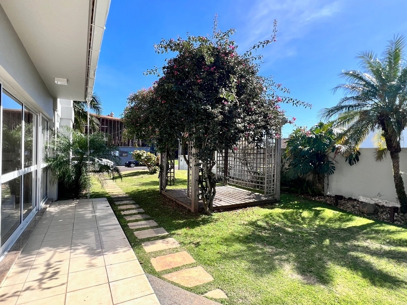 Residência de esquina, 4 suítes, no Condomínio Velas da Marina!: 29ª foto da galeria de imagens do imóvel