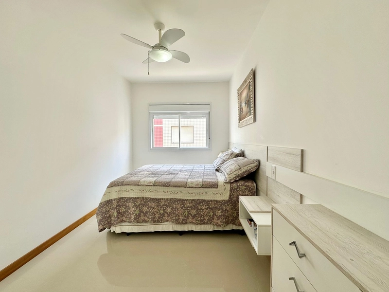 Apartamento 4 dormitórios, com box duplo, perto da praia, no Centro: 17ª foto da galeria de imagens do imóvel