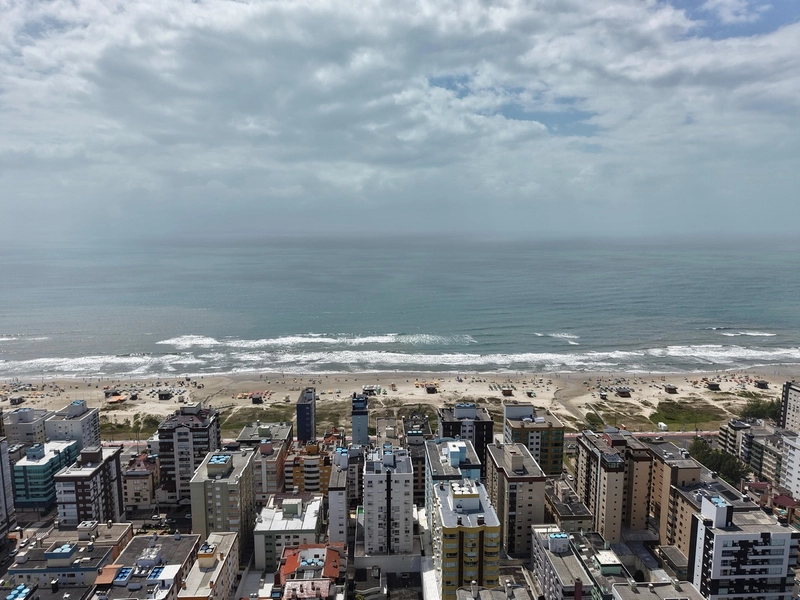 Apartamento 4 dormitórios, com box duplo, perto da praia, no Centro: 24ª foto da galeria de imagens do imóvel