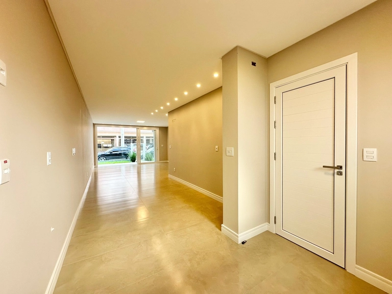 Casa plana, 3 dormitórios, em localização super privilegiada, em Capão: 4ª foto da galeria de imagens do imóvel