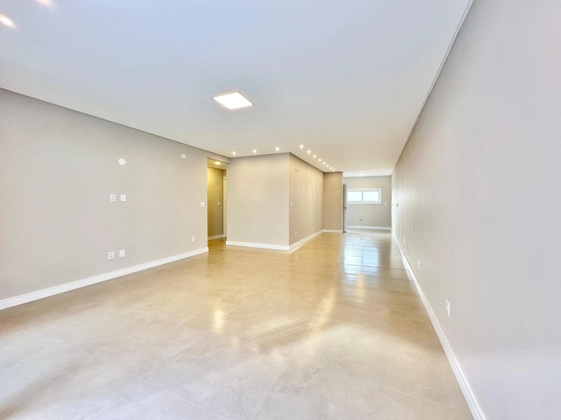 Casa plana, 3 dormitórios, em localização super privilegiada, em Capão: 2ª foto da galeria de imagens do imóvel