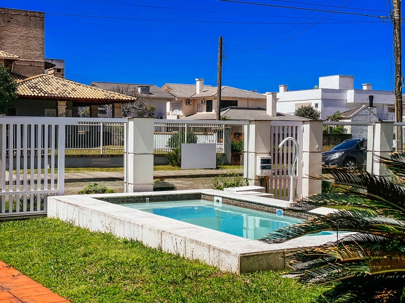 Casa 4 dormitórios, com piscina, perto da praia, em Atlântida!: 38ª foto da galeria de imagens do imóvel