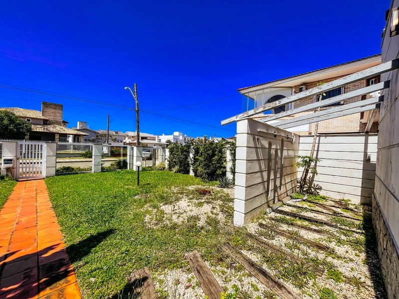 Casa 4 dormitórios, com piscina, perto da praia, em Atlântida!: 37ª foto da galeria de imagens do imóvel