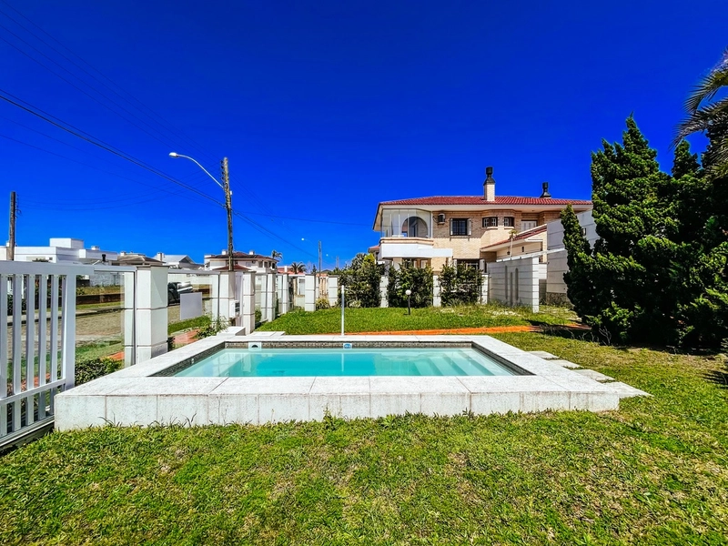 Casa 4 dormitórios, com piscina, perto da praia, em Atlântida!: 39ª foto da galeria de imagens do imóvel