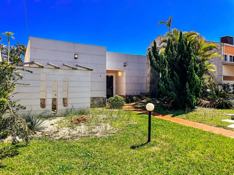 Casa 4 dormitórios, com piscina, perto da praia, em Atlântida!: 34ª foto da galeria de imagens do imóvel