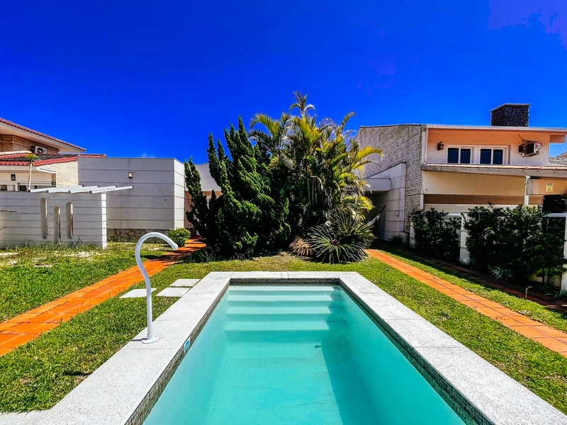 Casa 4 dormitórios, com piscina, perto da praia, em Atlântida!: 32ª foto da galeria de imagens do imóvel