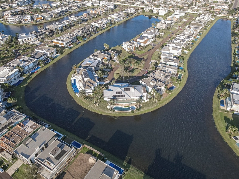 Residência 8 suítes, com 2 terrenos beira lago, no ENSEADA LAGOS!: 43ª foto da galeria de imagens do imóvel