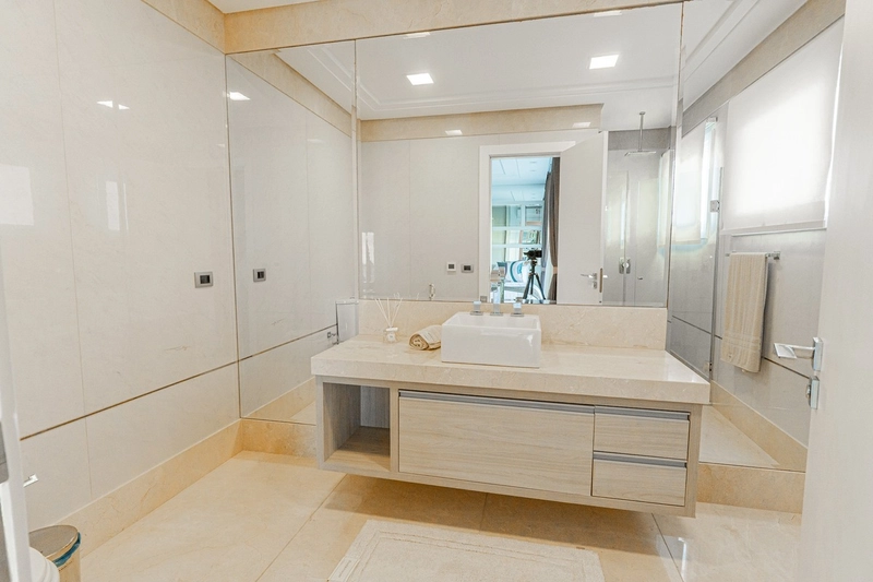 Residência 8 suítes, com 2 terrenos beira lago, no ENSEADA LAGOS!: 32ª foto da galeria de imagens do imóvel