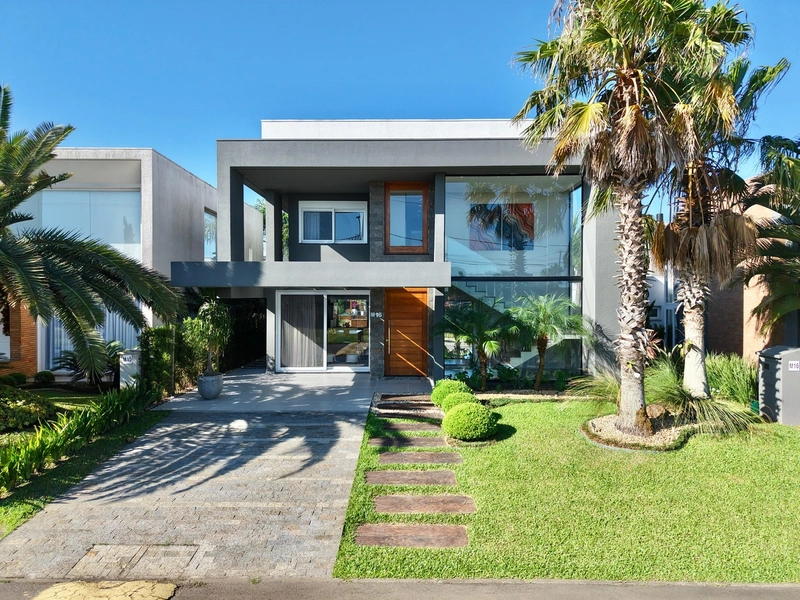 Residência 5 suítes, beira lago, com piscina e deck, no MALIBU!: 1ª foto da galeria de imagens do imóvel