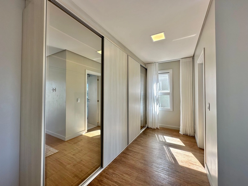 Residência 5 suítes, beira lago, com piscina e deck, no MALIBU!: 27ª foto da galeria de imagens do imóvel