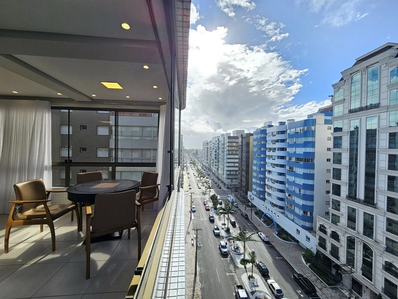 Amplo apartamento na Avenida Ubirajara, com vista para o mar!: 4ª foto da galeria de imagens do imóvel