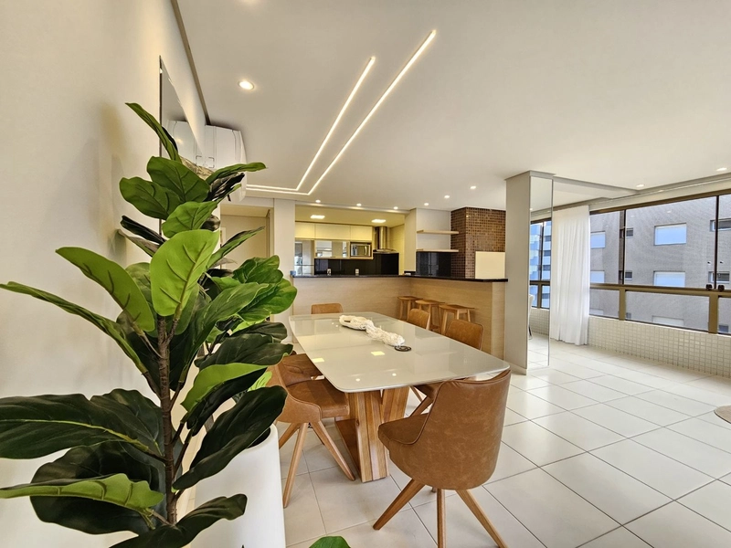 Amplo apartamento na Avenida Ubirajara, com vista para o mar!: 16ª foto da galeria de imagens do imóvel