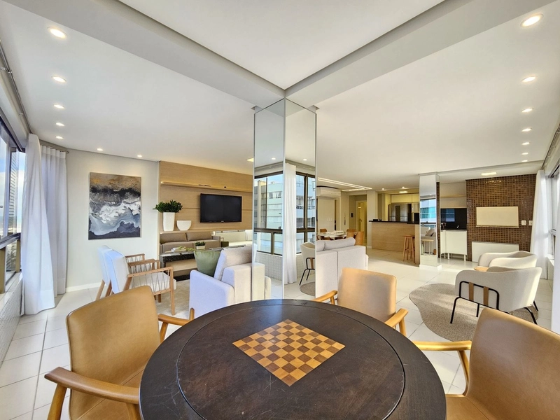 Amplo apartamento na Avenida Ubirajara, com vista para o mar!: 10ª foto da galeria de imagens do imóvel