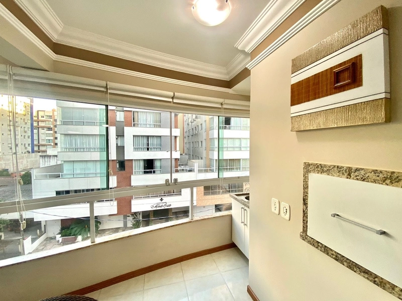 Apartamento 2 dormitórios, com sacada de frente, na Zona Nova!: 4ª foto da galeria de imagens do imóvel