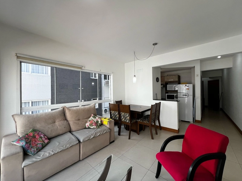 Apartamento de frente, em localização privilegiada, em Capão!: 1ª foto da galeria de imagens do imóvel