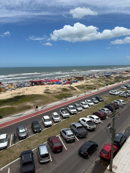 Apartamento 2 dormitórios, à beira mar, no Centro de Capão!: 1ª foto da galeria de imagens do imóvel