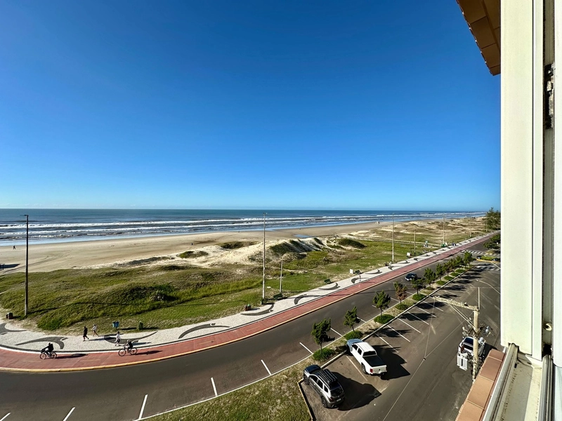 Apartamento à beira mar, 3 dormitórios, com 2 vagas, no Centro!: 4ª foto da galeria de imagens do imóvel
