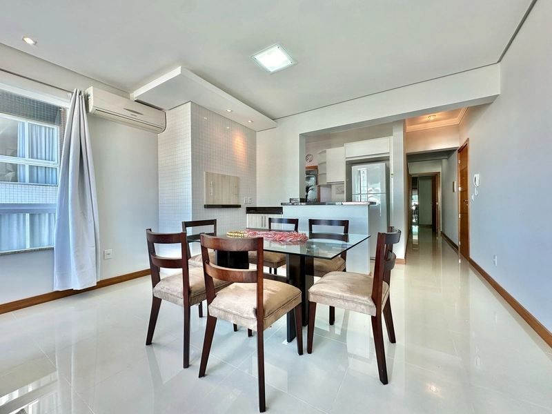 Apartamento de frente, 2 dormitórios, mobiliado, no Centro!: 6ª foto da galeria de imagens do imóvel