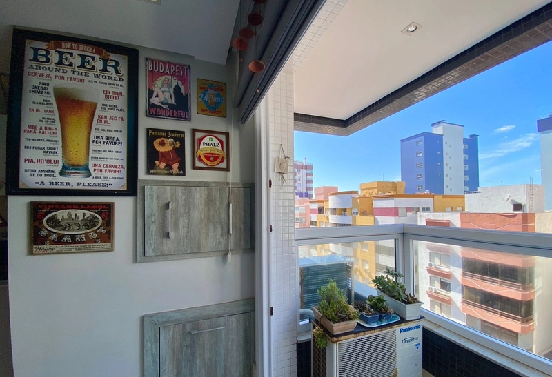 Apartamento 1 dormitório, com SACADA DE FRENTE, perto da praia!: 5ª foto da galeria de imagens do imóvel