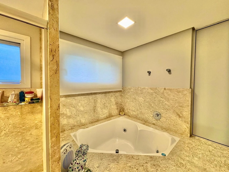 Residência 5 suítes, com piscina, em 2 terrenos, no Condado de Capão!: 28ª foto da galeria de imagens do imóvel