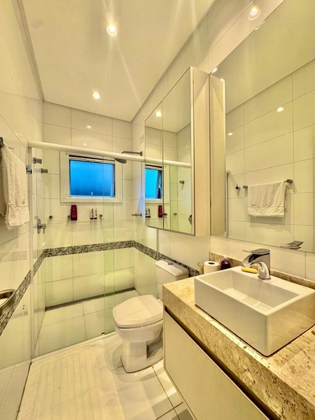 Residência 5 suítes, com piscina, em 2 terrenos, no Condado de Capão!: 32ª foto da galeria de imagens do imóvel