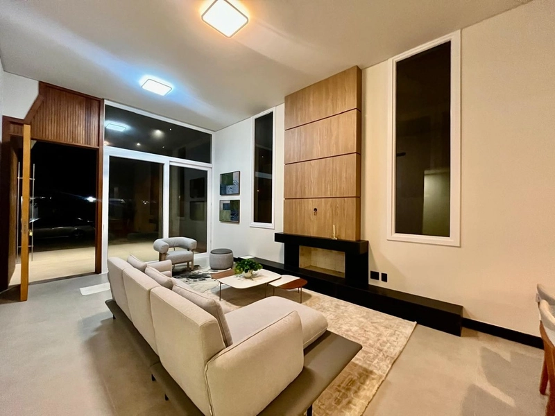 Casa plana, 4 dormitórios, pertinho da praia, no Centro de Xangri-Lá!: 1ª foto da galeria de imagens do imóvel