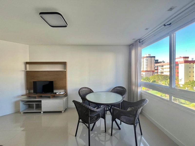 Apartamento 2 dormitórios, com terraço de frente, na Praça Flávio!: 1ª foto da galeria de imagens do imóvel