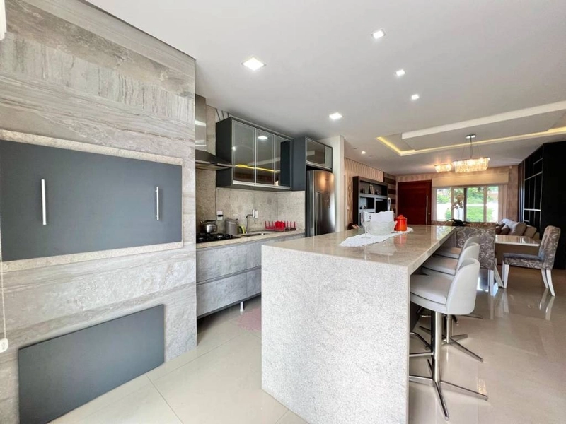 Casa plana 3 suítes, mobiliada, com piscina, em ATLÂNTIDA!: 9ª foto da galeria de imagens do imóvel