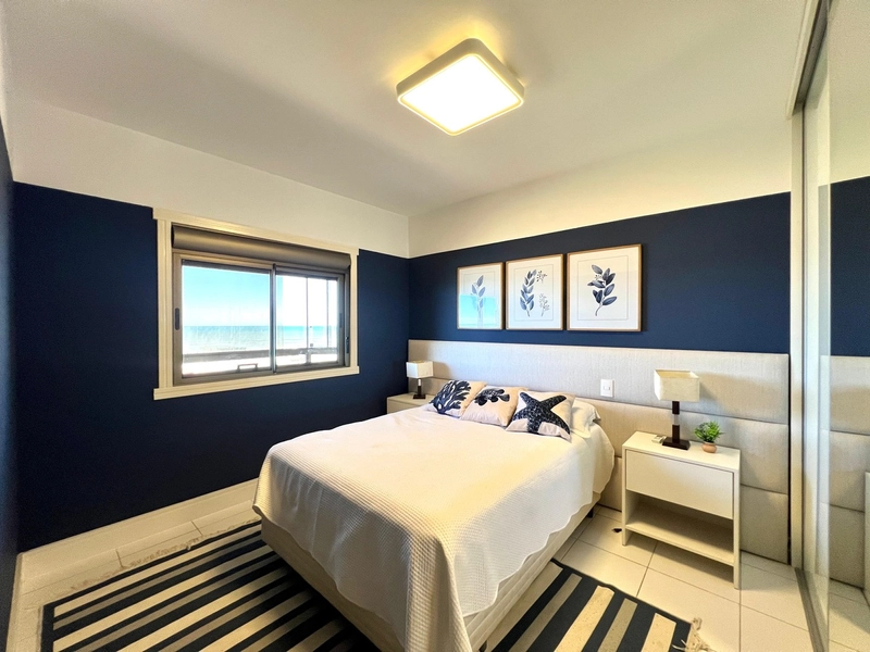 Apartamento à beira mar, 2 dormitórios com sacada de frente para o mar: 15ª foto da galeria de imagens do imóvel