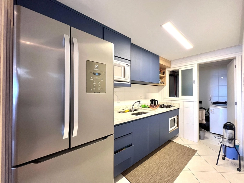 Apartamento à beira mar, 2 dormitórios com sacada de frente para o mar: 11ª foto da galeria de imagens do imóvel
