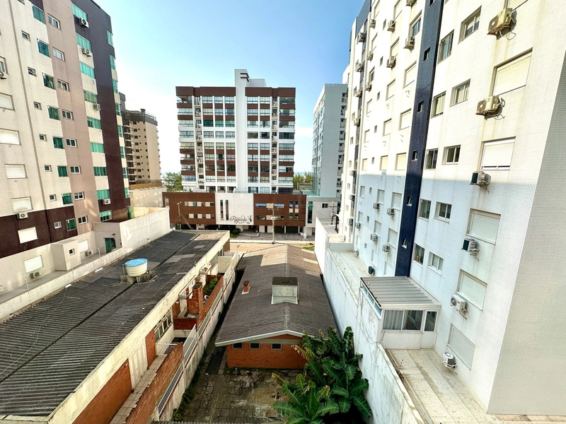 Apartamento 2 suítes, decorado, perto da praia, no bairro Navegantes!: 8ª foto da galeria de imagens do imóvel