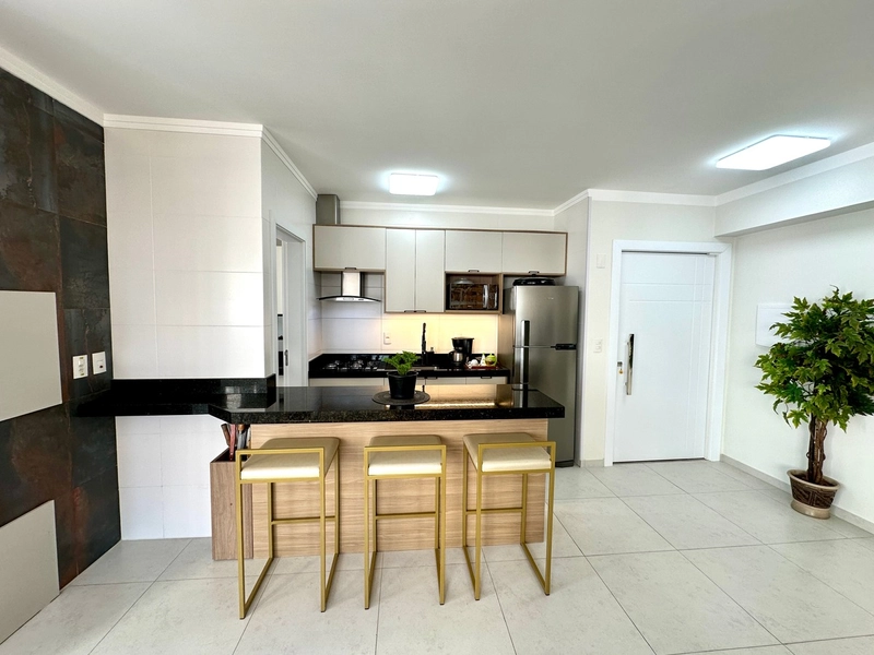 Apartamento 2 suítes, decorado, perto da praia, no bairro Navegantes!: 10ª foto da galeria de imagens do imóvel