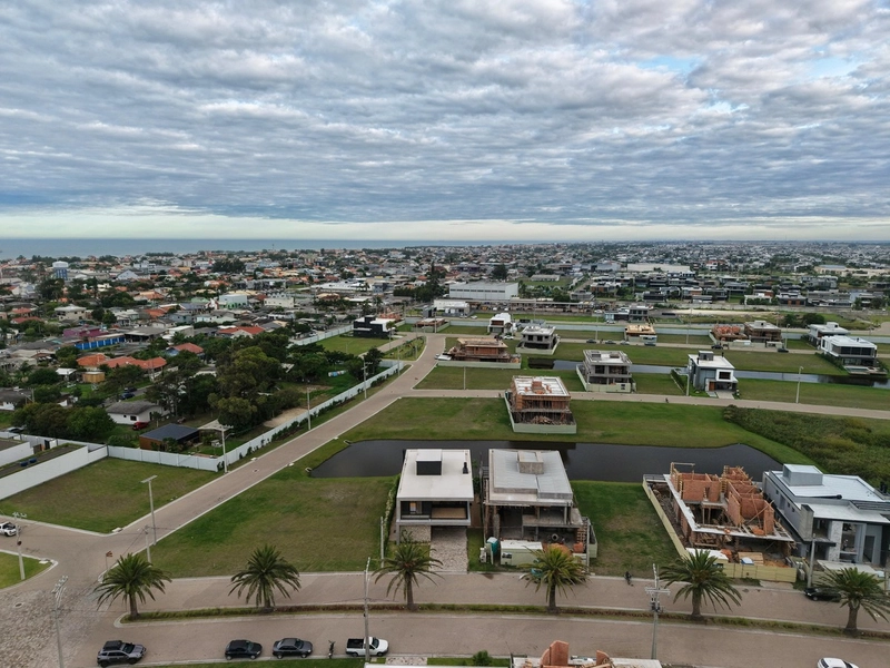 Residência 5 suítes, beira lago, com piscina e deck, no AMARE!: 16ª foto da galeria de imagens do imóvel