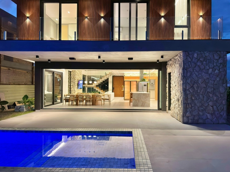 Residência 5 suítes, beira lago, com piscina e deck, no AMARE!: 18ª foto da galeria de imagens do imóvel