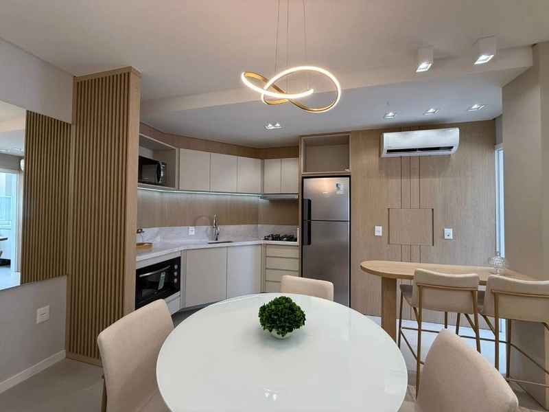 Apartamento de frente, 2 dormitórios, decorado, com lazer completo: 6ª foto da galeria de imagens do imóvel