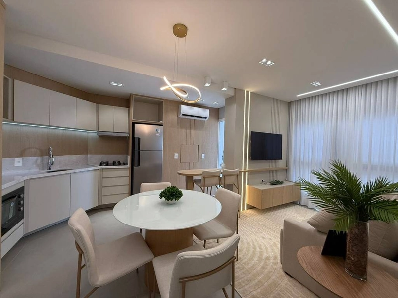 Apartamento de frente, 2 dormitórios, decorado, com lazer completo: 3ª foto da galeria de imagens do imóvel