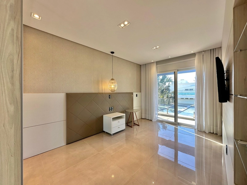 Residência beira lago, 5 suítes, decorada, no Condomínio Enseada!: 24ª foto da galeria de imagens do imóvel