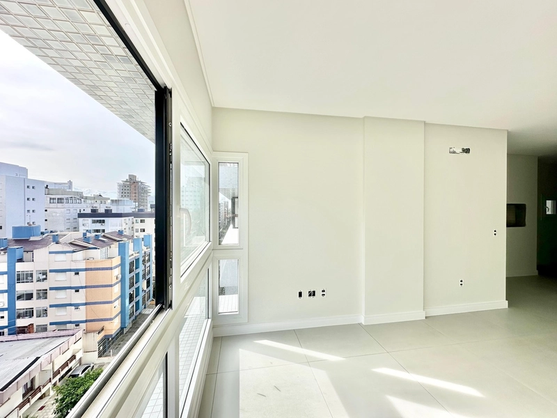 Apartamento novo, de frente, 2 dormitórios, alto padrão, Zona Nova!: 5ª foto da galeria de imagens do imóvel