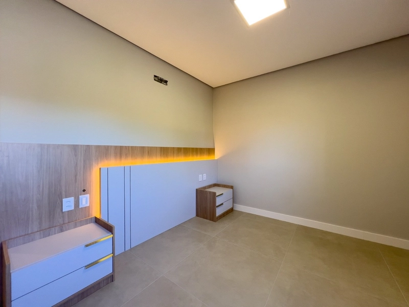 Casa plana, 4 suítes, perto da praia, no Centro de Xangri-Lá!: 36ª foto da galeria de imagens do imóvel