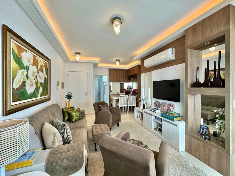 Apartamento de frente, com ampla sacada com vista para o mar!: 9ª foto da galeria de imagens do imóvel