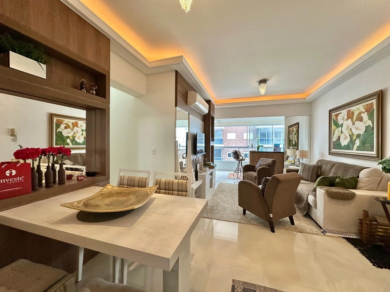 Apartamento de frente, com ampla sacada com vista para o mar!: 7ª foto da galeria de imagens do imóvel