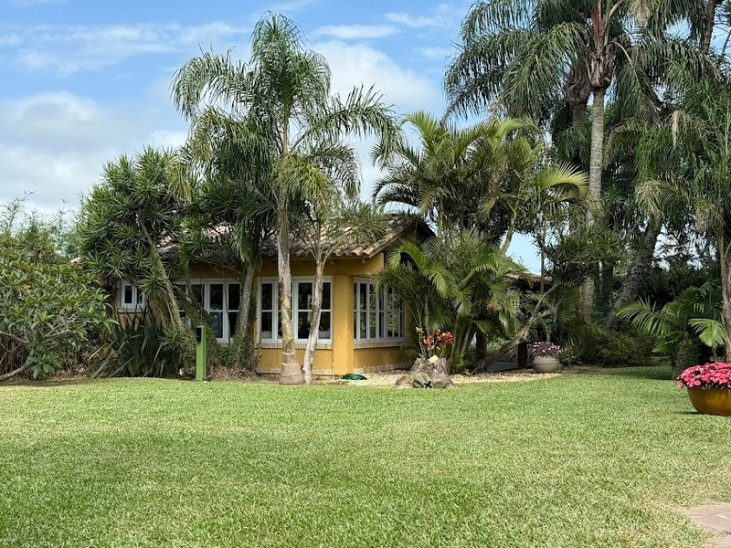Casa 3 dormitórios, com amplo terreno, em Atlântida!: 49ª foto da galeria de imagens do imóvel