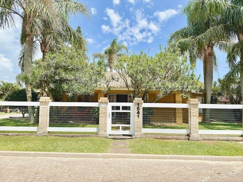 Casa 3 dormitórios, com amplo terreno, em Atlântida!: 52ª foto da galeria de imagens do imóvel