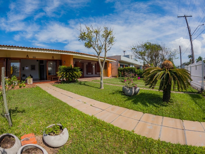 Casa plana, 4 dormitórios, com amplo terreno, em Atlântida!: 19ª foto da galeria de imagens do imóvel