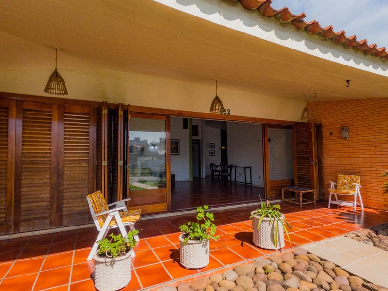 Casa plana, 4 dormitórios, com amplo terreno, em Atlântida!: 22ª foto da galeria de imagens do imóvel