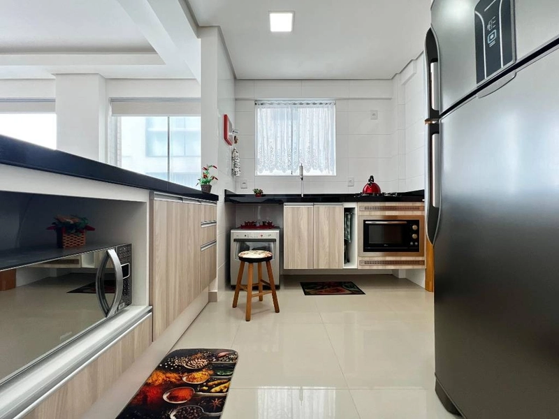 Apartamento 3 dormitórios, mobiliado, à beira mar, com lazer completo: 10ª foto da galeria de imagens do imóvel