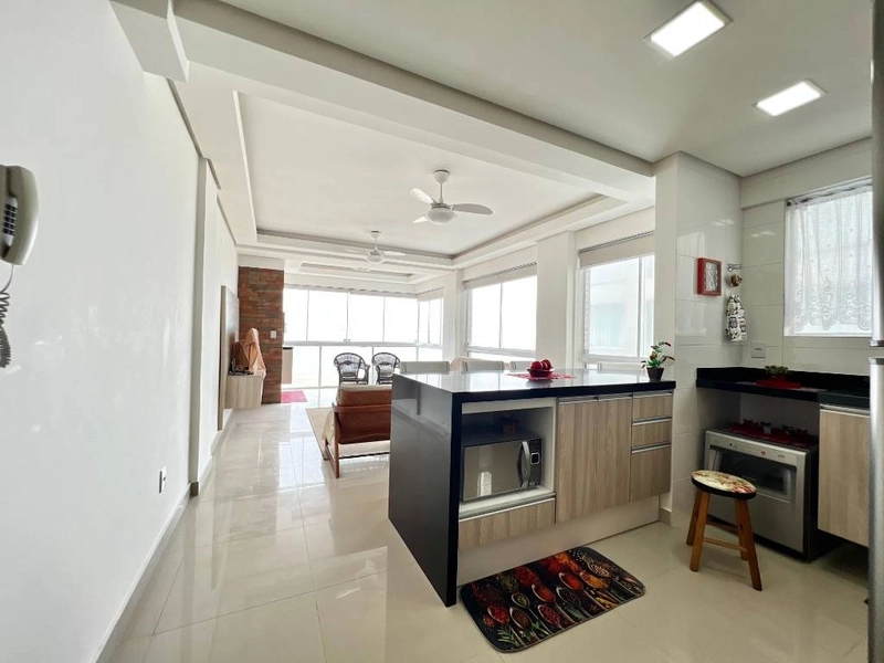 Apartamento 3 dormitórios, mobiliado, à beira mar, com lazer completo: 8ª foto da galeria de imagens do imóvel