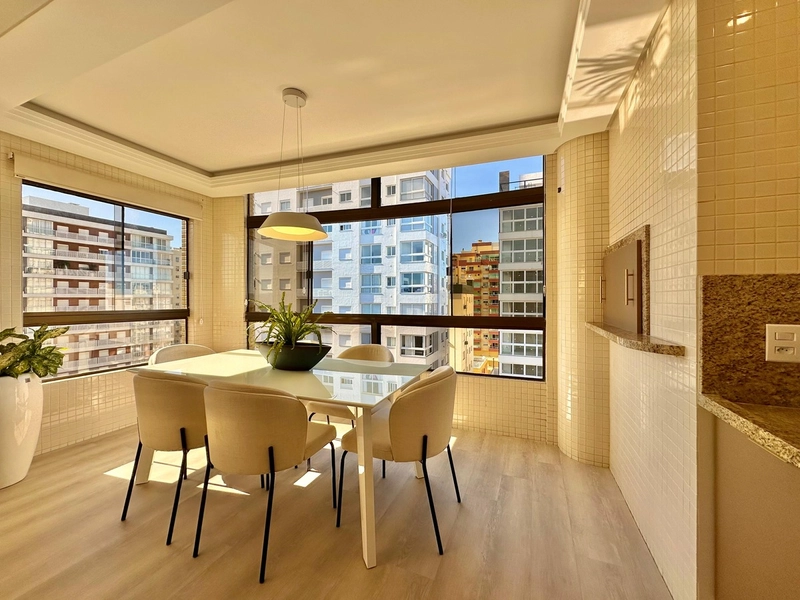 DIFERENCIADO: Apartamento de cobertura, decorado, em Capão!: 2ª foto da galeria de imagens do imóvel