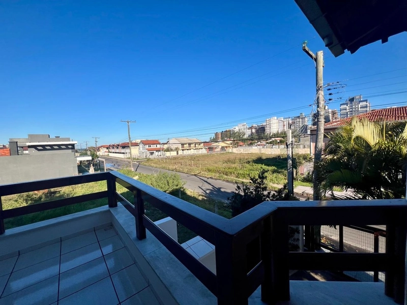 Duplex mobiliado, 4 dormitórios, perto da praia, em Capão da Canoa!: 15ª foto da galeria de imagens do imóvel