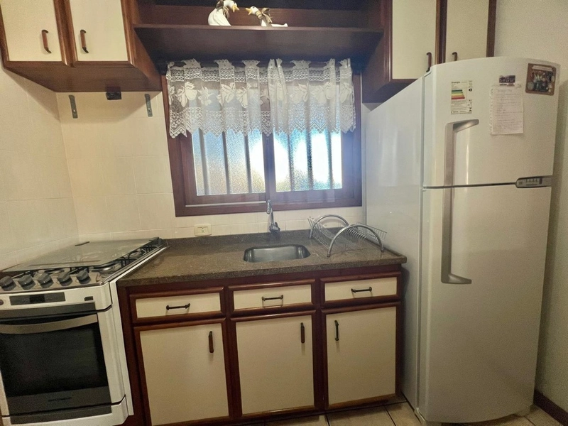 Duplex mobiliado, 4 dormitórios, perto da praia, em Capão da Canoa!: 11ª foto da galeria de imagens do imóvel